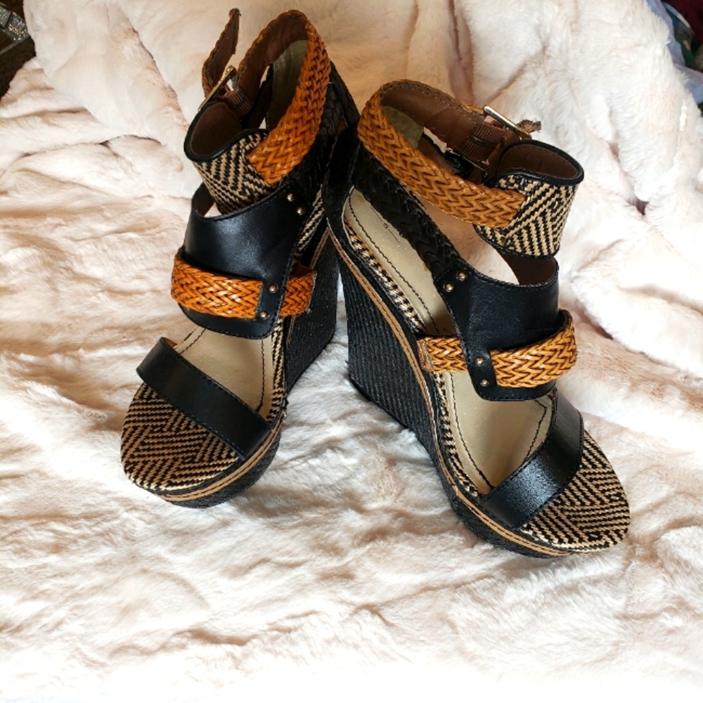 Mossimo wedge sandels